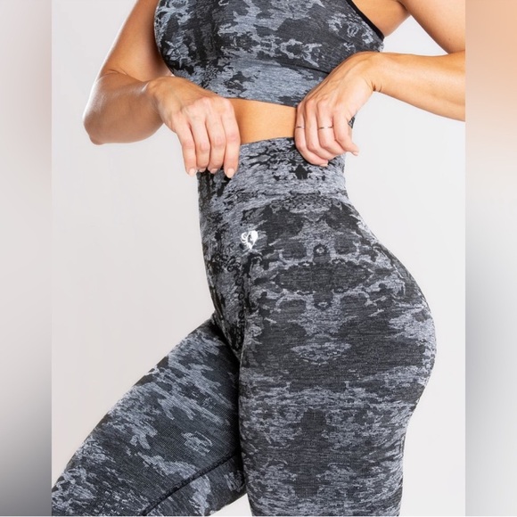 Women’s Best Seamless High Rise Leggings Small Gray Black - Picture 2 of 10